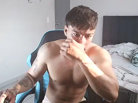 Snapshot of latin_party007 chatting on March 31, 2026, 12:05 pm latin party007 online show from March 31, 2026, 12:05 pm