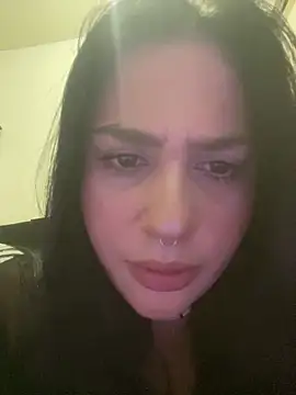 pudizinhaa online show from April 28, 2026, 9:47 am