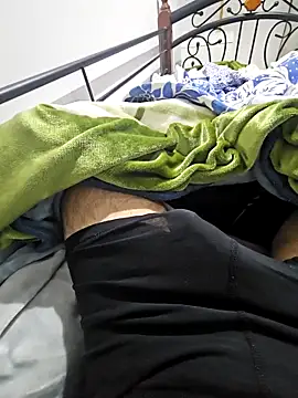 fena-sikerimmm online show from April 5, 2026, 11:02 pm