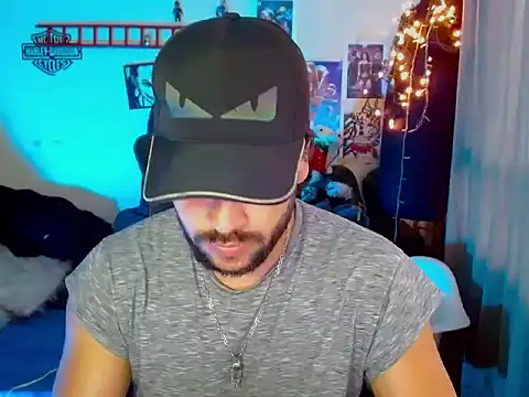 cortelioni massimo  online show from January 12, 2026, 5:40 pm