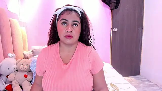 AndreaSweet2 online show from November 13, 2025, 8:08 pm