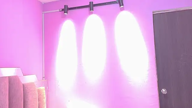 AndreaSweet2 online show from May 29, 2026, 7:56 pm