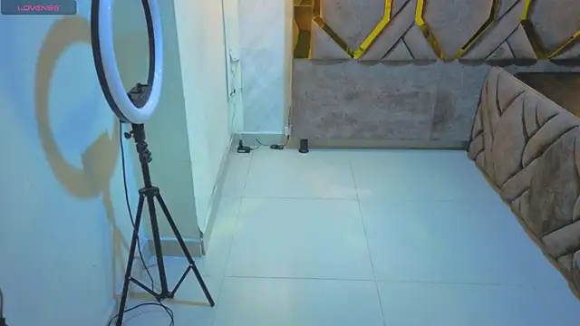 Dom venena online show from December 16, 2025, 6:57 pm