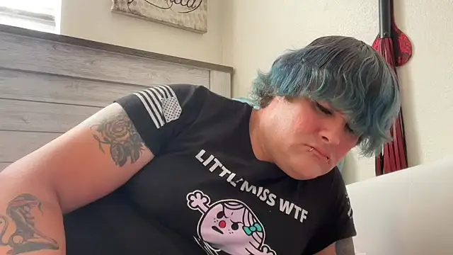 Snapshot of Julietserenity chatting on November 23, 2025, 9:47 pm Julietserenity online show from November 23, 2025, 9:47 pm