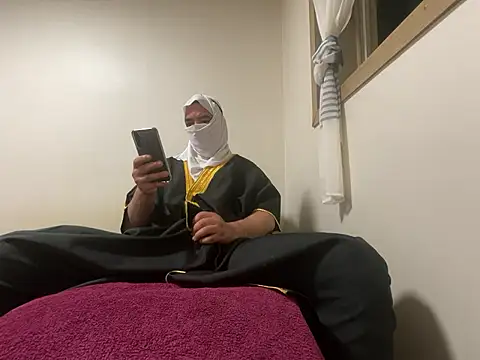 Snapshot of sheikhbandar06_09 chatting on October 11, 2025, 10:19 pm sheikhbandar06 09 online show from October 11, 2025, 10:19 pm