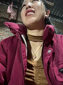 Huong-Ly online show from February 20, 2026, 9:21 am