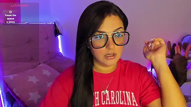 Snapshot of tatisdelicius chatting on October 29, 2025, 4:09 pm tatisdelicius online show from October 29, 2025, 4:09 pm