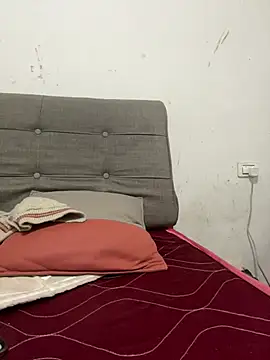 Snapshot of crhong666 chatting on February 20, 2026, 1:57 am crhong666 online show from February 20, 2026, 1:57 am