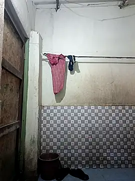 Snapshot of nughtytommy01 chatting on April 4, 2026, 6:05 pm nughtytommy01 online show from April 4, 2026, 6:05 pm