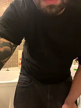 JeffryBoy36 online show from October 8, 2025, 11:02 pm