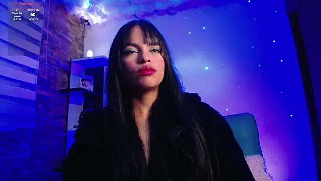 sharlott essence online show from October 2, 2025, 12:17 am