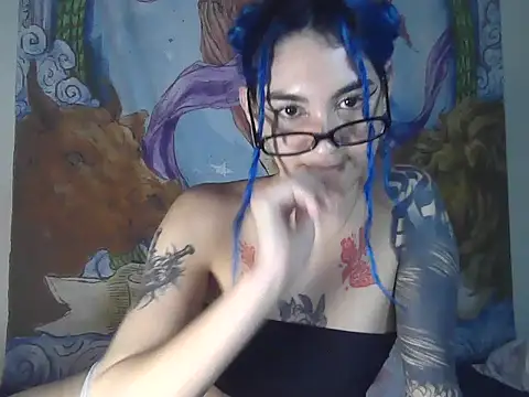 peetitefairy online show from November 24, 2025, 2:44 am