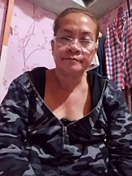 vickyhot1966 online show from March 13, 2026, 8:26 pm