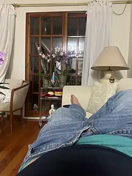 SantuIv online show from February 5, 2026, 3:00 am