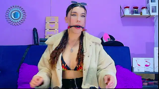 Snapshot of CristalRose chatting on January 15, 2026, 10:35 pm CristalRose online show from January 15, 2026, 10:35 pm