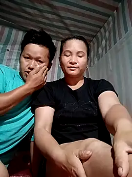 Snapshot of Love-Mama33 chatting on November 8, 2025, 10:37 am Love-Mama33 online show from November 8, 2025, 10:37 am