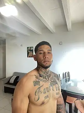 Snapshot of vrgota_ chatting on March 14, 2026, 9:53 pm vrgota online show from March 14, 2026, 9:53 pm