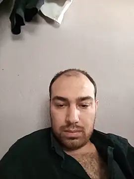 Aliii1657 online show from May 28, 2026, 1:52 pm