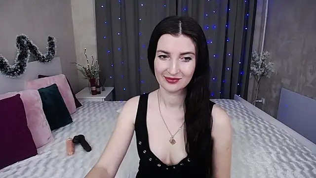 EvelinCuper online show from December 16, 2025, 6:18 am