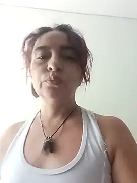 tany90 online show from November 10, 2025, 7:13 pm