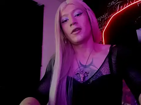 Megam  online show from September 19, 2025, 3:52 am