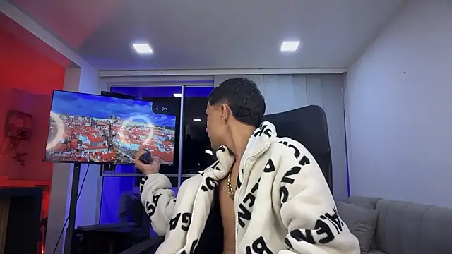 Snapshot of Toy_boy777 chatting on February 26, 2026, 2:43 am Toy boy777 online show from February 26, 2026, 2:43 am