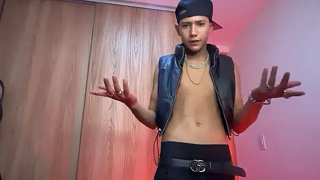 Snapshot of Toy_boy777 chatting on March 2, 2026, 7:15 am Toy boy777 online show from March 2, 2026, 7:15 am