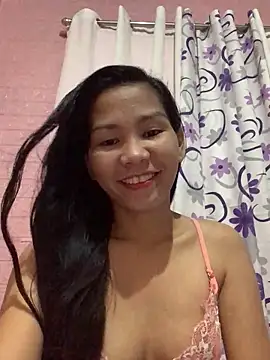 Cleo17 online show from November 28, 2025, 1:03 pm