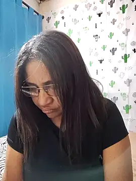 Snapshot of Avannay chatting on October 2, 2025, 11:56 pm Avannay online show from October 2, 2025, 11:56 pm