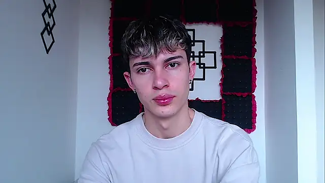 john vichenso online show from February 10, 2026, 8:02 pm