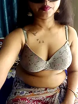 Sexy juhee online show from December 16, 2025, 6:35 pm