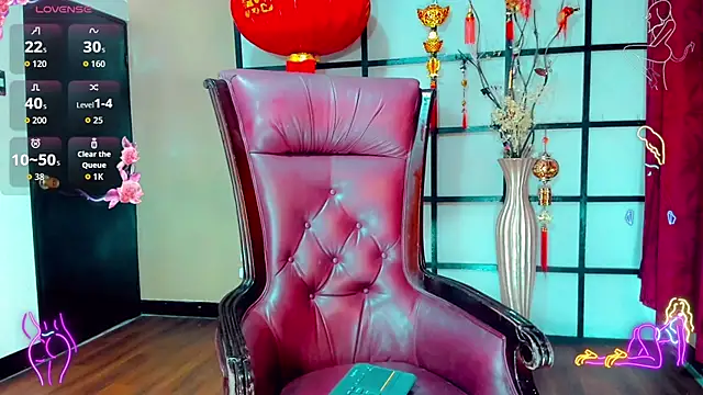 Britany montiel online show from September 13, 2025, 7:24 pm