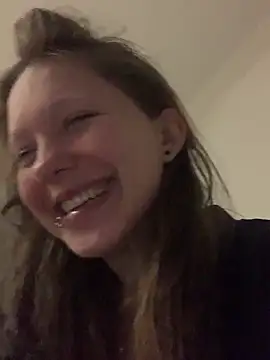 VesnaCrystal online show from December 14, 2025, 7:07 pm