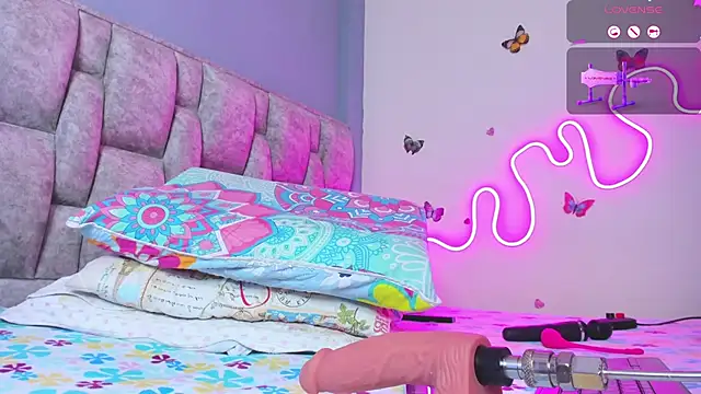 Alhara Luna online show from December 15, 2025, 3:00 am