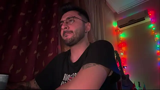 The Oggy online show from February 5, 2026, 11:31 pm