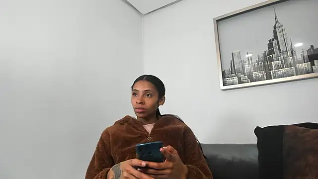 sarah ashbourne online show from January 8, 2026, 11:45 am