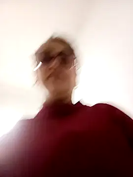 Lady 16 online show from December 22, 2025, 6:38 pm