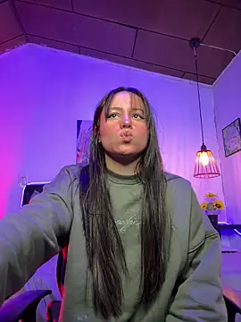 Eymmy 24 online show from September 27, 2025, 3:22 am