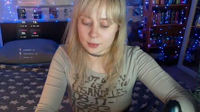 s1lvercherub online show from May 16, 2026, 7:34 pm