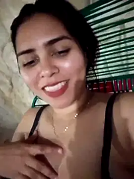 yesi-nursehot online show from November 11, 2025, 12:32 am