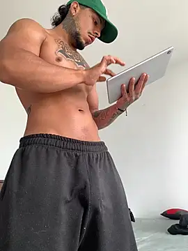 DeimonOficial online show from October 27, 2025, 8:35 pm