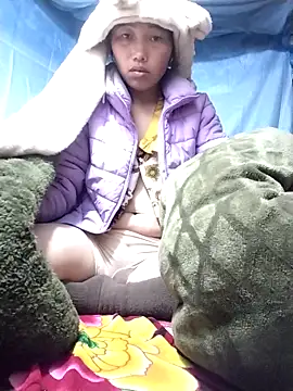 PhamPm70 online show from December 22, 2025, 9:56 pm