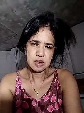 Prettysweetmum online show from March 10, 2026, 10:04 pm