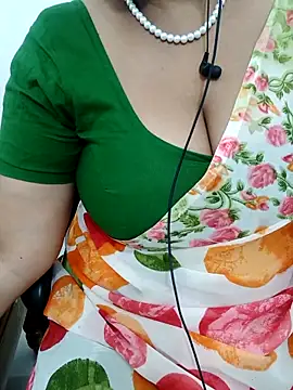 Snapshot of tami_lavanya chatting on February 2, 2026, 12:48 pm tami lavanya online show from February 2, 2026, 12:48 pm