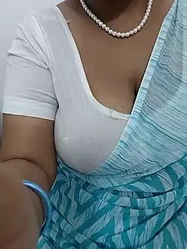 Snapshot of tami_lavanya chatting on February 11, 2026, 6:51 am tami lavanya online show from February 11, 2026, 6:51 am