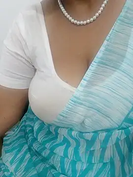 Snapshot of tami_lavanya chatting on February 21, 2026, 1:34 pm tami lavanya online show from February 21, 2026, 1:34 pm