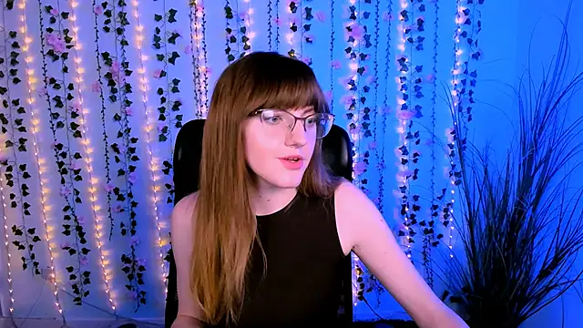 Snapshot of ava_mystic_ chatting on October 13, 2025, 9:04 pm ava mystic online show from October 13, 2025, 9:04 pm