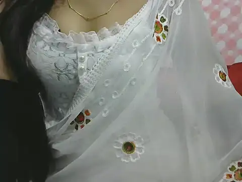 sheetal-sheetal95 online show from September 10, 2025, 5:13 pm