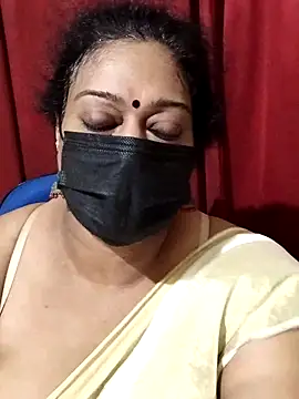 Snapshot of surekha-30 chatting on September 26, 2025, 5:39 pm surekha-30 online show from September 26, 2025, 5:39 pm