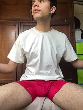 Axel-Mejia online show from December 19, 2025, 7:43 pm